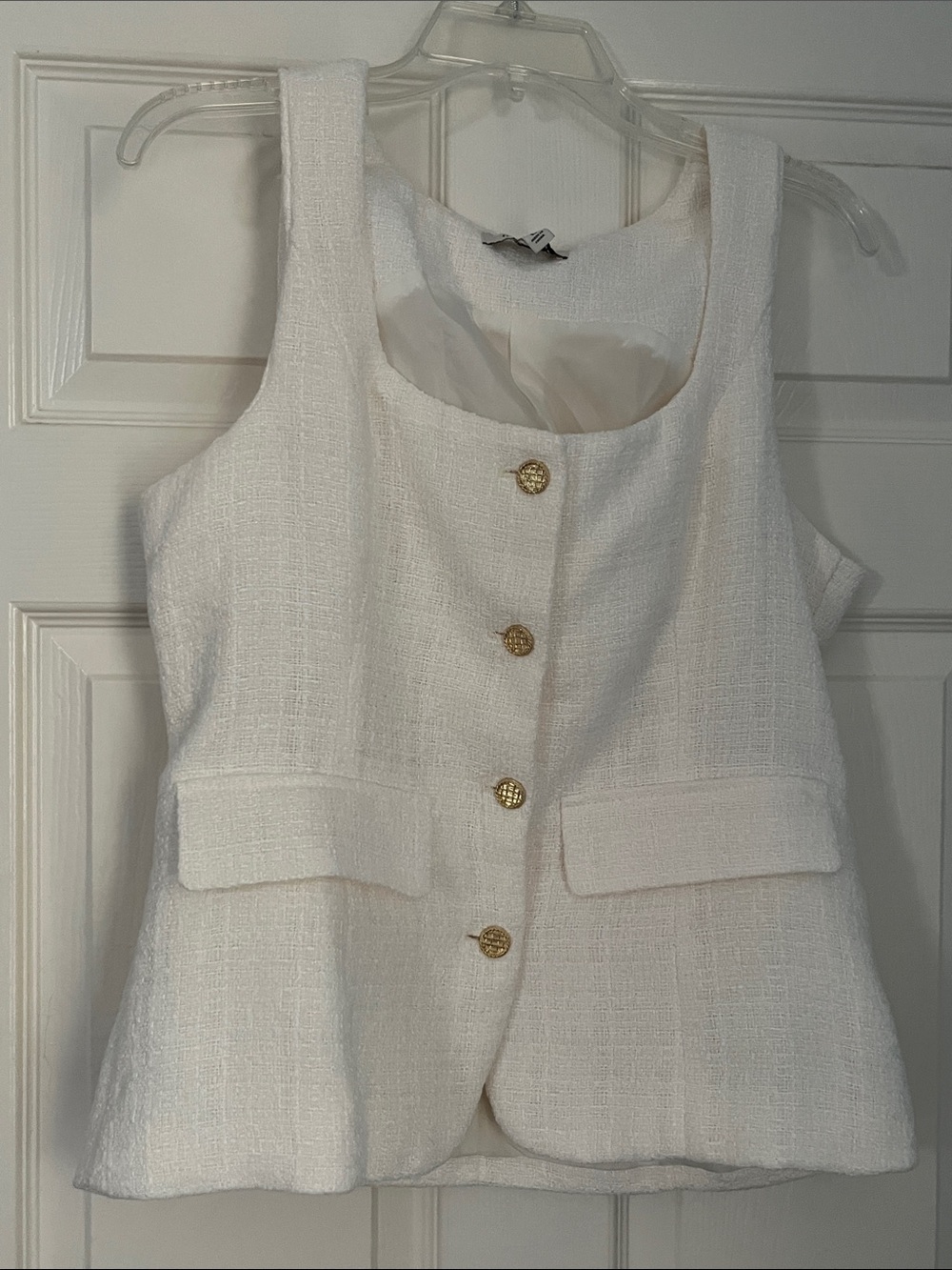 Francesca’s NWT White Tweed Sleeveless Vest